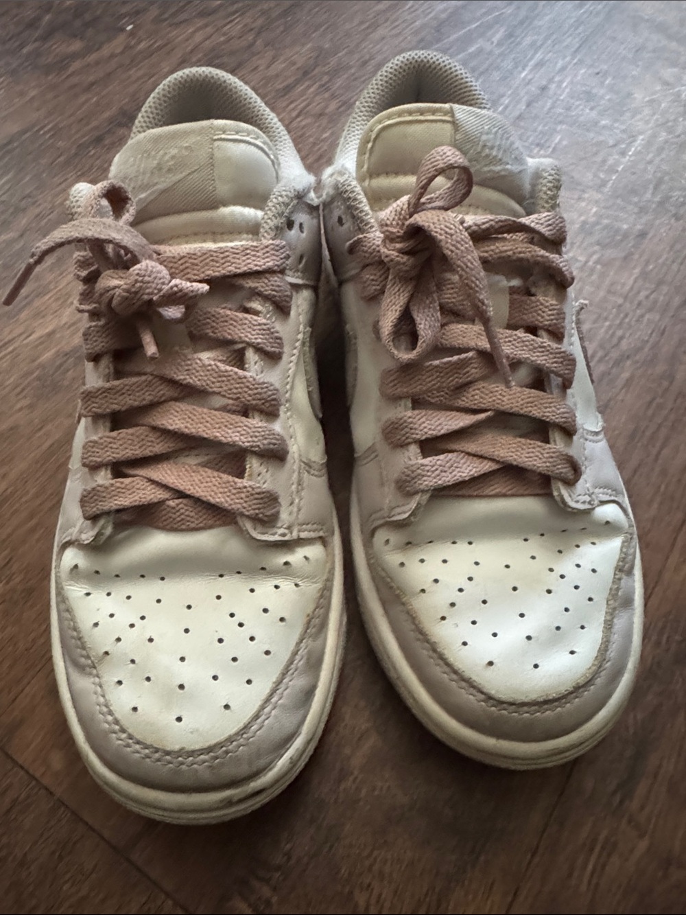 Nike Women's Low-Top Sneakers in White and Beige